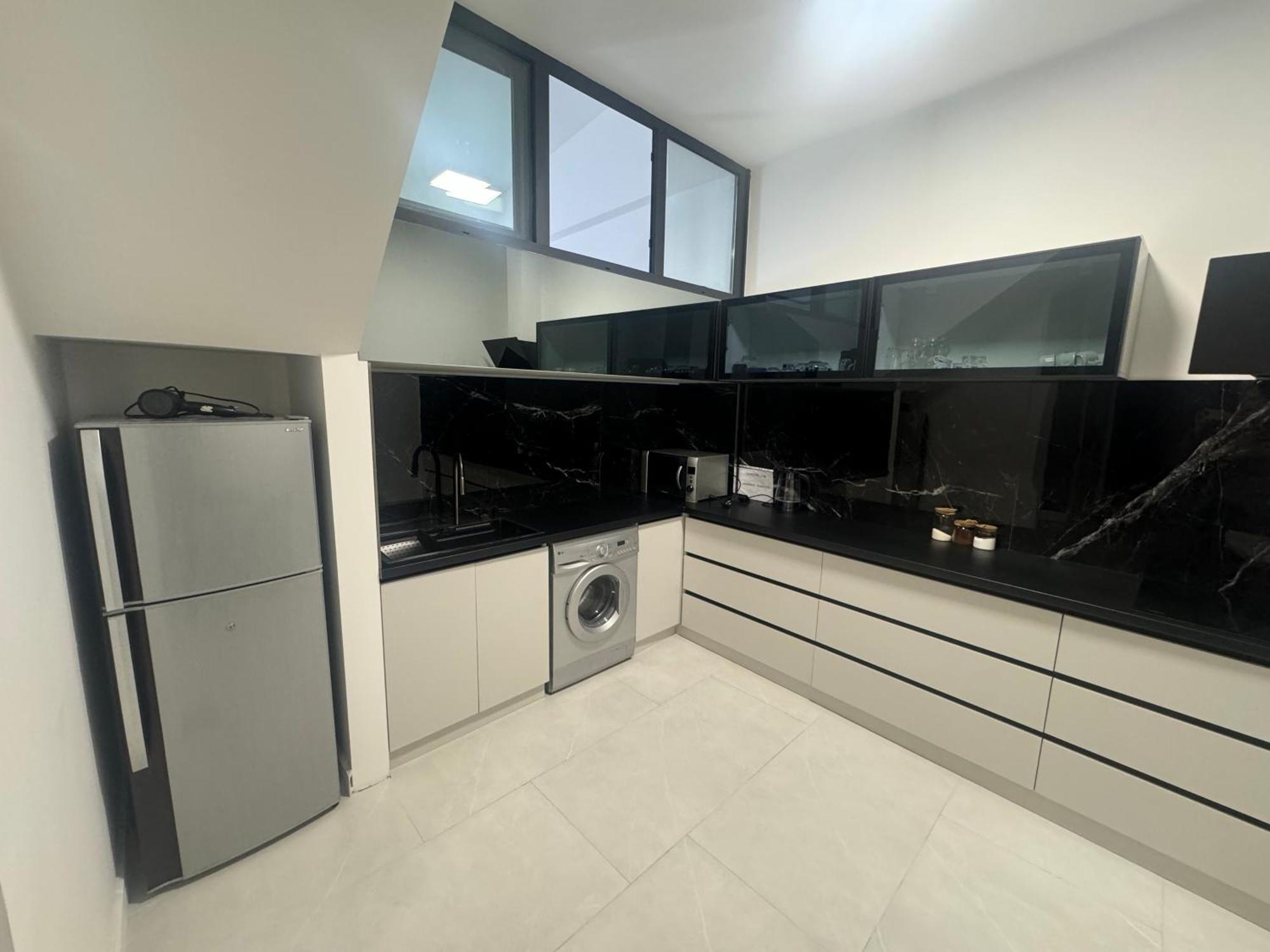 Luxe Apartment In Center Jerevan Buitenkant foto